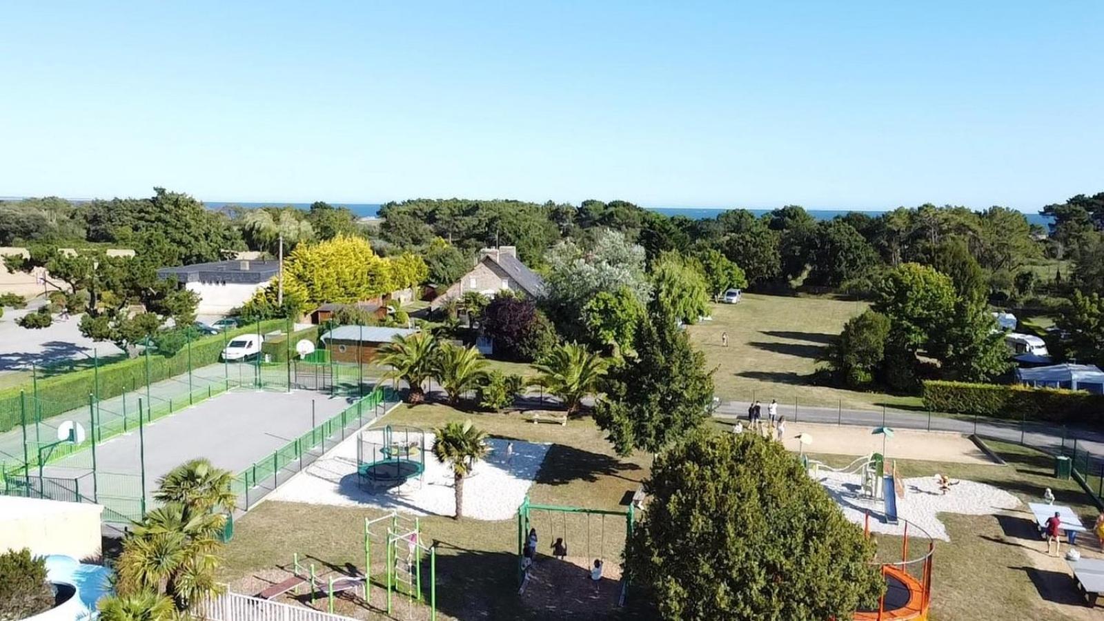 Camping De La Plage De Cleut-Rouz 포에낭 외부 사진